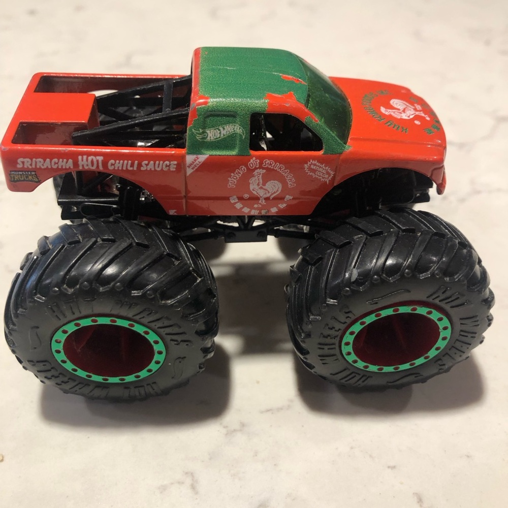 Hot Wheels vintage Sriracha Monster Truck - Red & Green